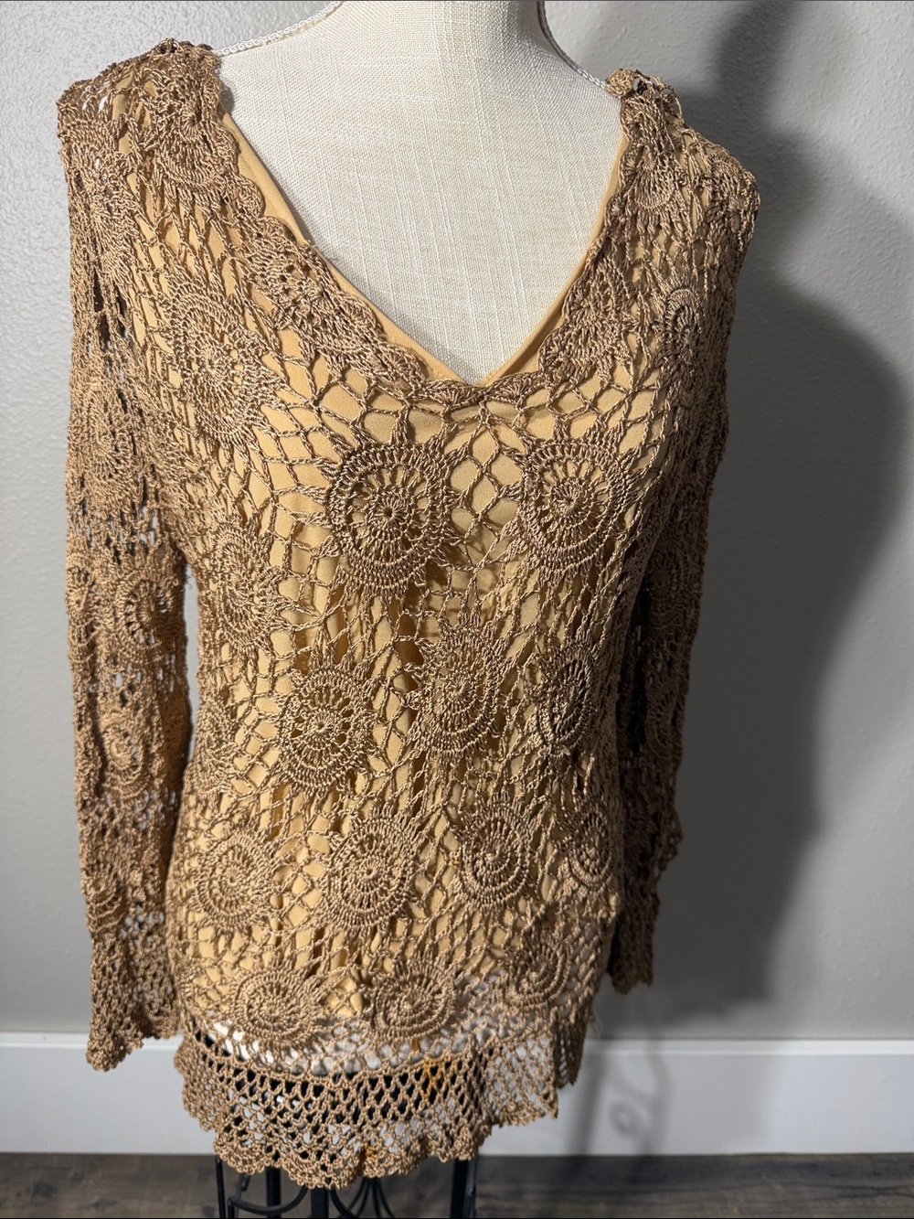 Unk Camel Crochet Lace V-Neck Tunic